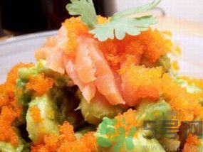燻鮭魚沙拉怎么做？燻鮭魚沙拉的做法？