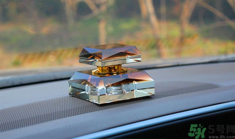 車載香水有毒嗎？如何挑選健康的車載香水？