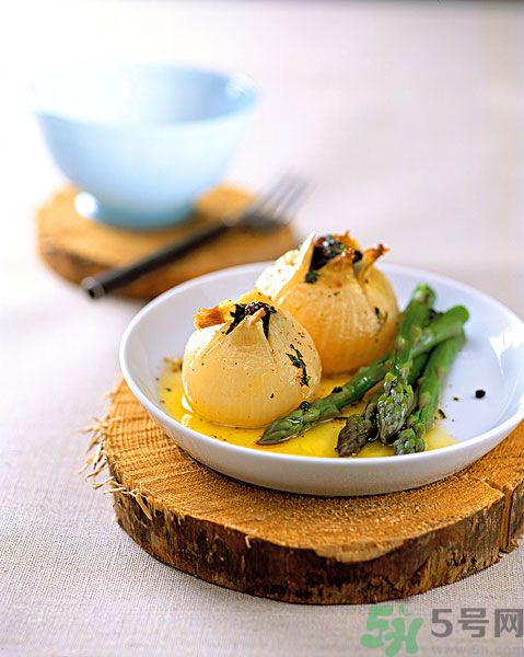 蘆筍和洋蔥能一起吃嗎？蘆筍和洋蔥怎么炒好吃？