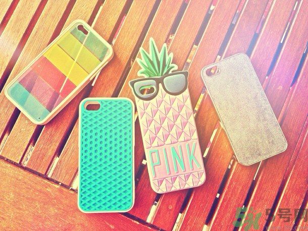 低頭族會造成哪些肌膚問題？低頭族要注意什么？