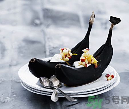 香蕉皮有黑點(diǎn)還能吃嗎？香蕉怎么保存不變黑？