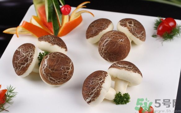 蘑菇能生吃嗎？蘑菇生吃會中毒嗎？