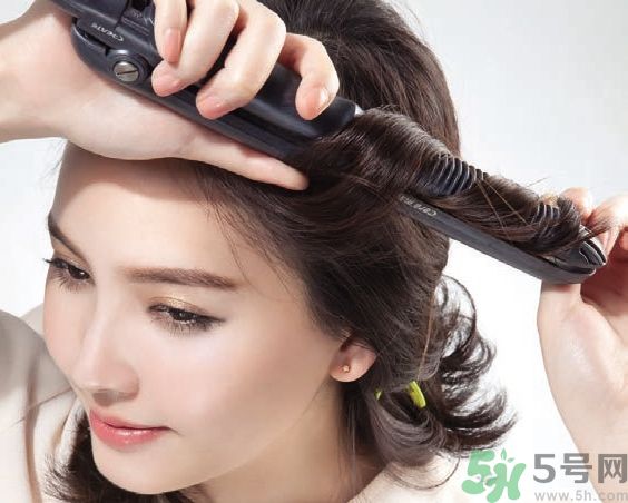 中長微卷鮑伯頭怎么弄？大人味浪漫鮑伯頭