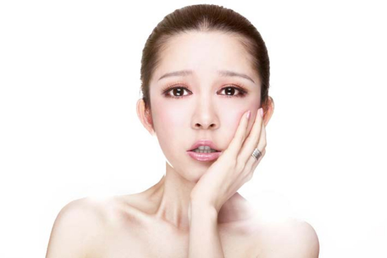 蘭薇兒水漾CC霜怎么樣？蘭薇兒水漾CC霜好用嗎？