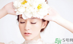 詩莉薇松茸.瑾皙亮妍絲悅精華水好用嗎？詩莉薇松茸.瑾皙亮妍絲悅精華水適合什么年齡？