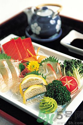 生魚片的做法是什么？如何自制生魚片？