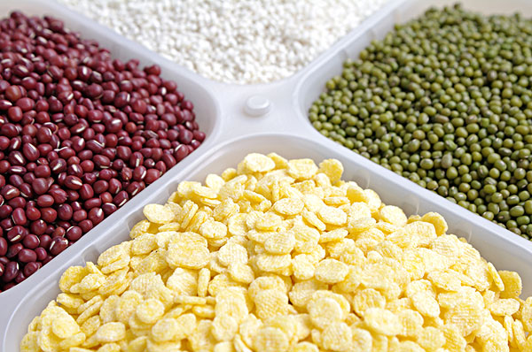 綠豆和紅豆一起吃會(huì)過(guò)敏嗎？綠豆不能和哪些食物一起吃？