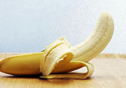 香蕉皮裂開了還能吃嗎？香蕉皮為什么會(huì)裂開？