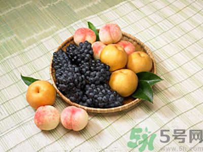 桃子和梨子能一起吃嗎？桃子和梨子一起吃好嗎？