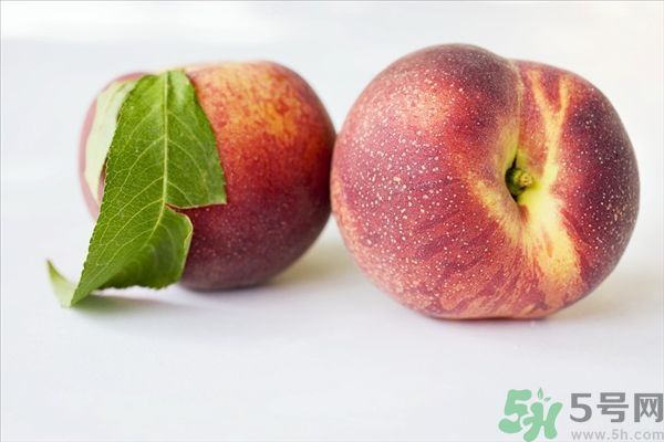 桃子和梨子能一起吃嗎？桃子和梨子一起吃好嗎？