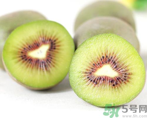 紅心獼猴桃是轉(zhuǎn)基因嗎？紅心獼猴桃吃了好不好？