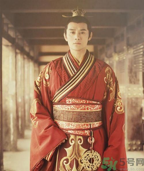 男人們一直想問女人的16個(gè)問題 男人們一直想問女人的問題是什么？