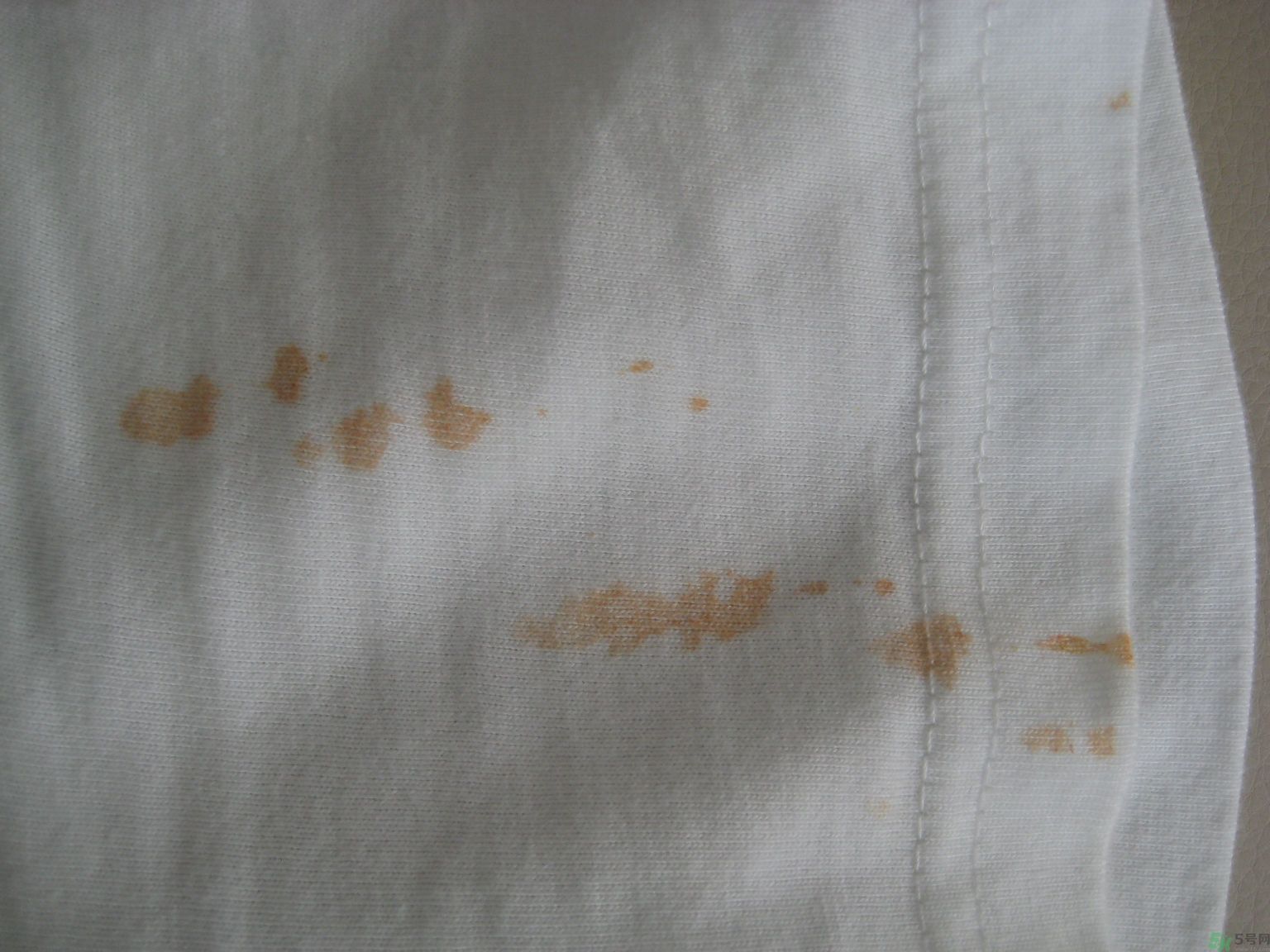 山竹汁弄臟衣服怎么辦？山竹汁怎么洗？