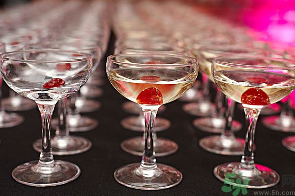 櫻桃能煮熟吃嗎？櫻桃煮了可以吃嗎？