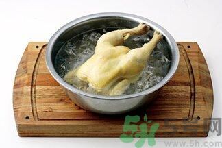 白切雞怎么入味？白切雞怎么做好吃？