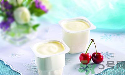 吃蝦可以喝酸奶嗎？酸奶和蝦可以一起吃嗎？