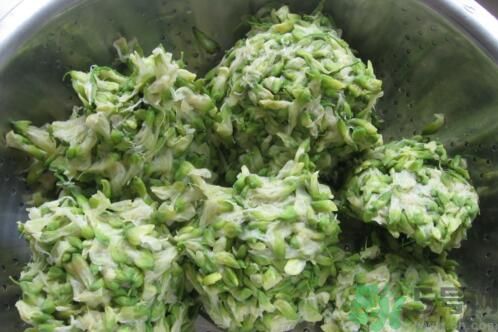 槐花怎么做好吃？槐花的做法有哪些？