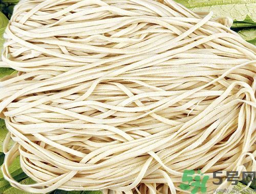 吃冰淇淋拉肚子是怎么回事？吃冰淇淋后拉肚子怎么辦？