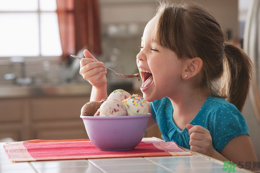 吃冰淇淋拉肚子是怎么回事？吃冰淇淋后拉肚子怎么辦？