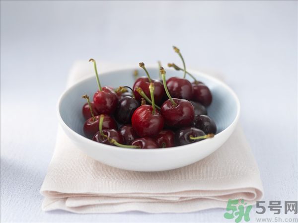 來月經(jīng)能吃櫻桃嗎？經(jīng)期吃櫻桃好嗎？
