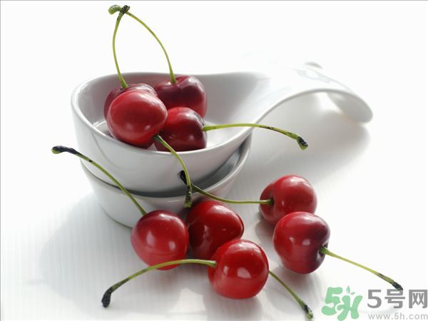 來月經(jīng)能吃櫻桃嗎？經(jīng)期吃櫻桃好嗎？