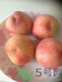 寶寶可以吃桃子嗎？寶寶吃桃子好不好？