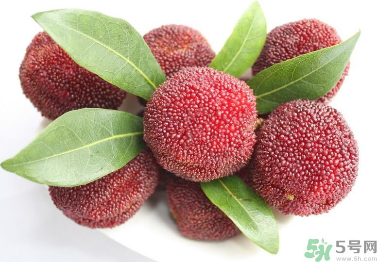 高血壓可以吃楊梅嗎？吃楊梅血壓會升高嗎？