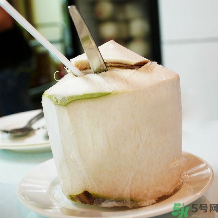 椰子可以放冰箱嗎？椰子放冰箱容易壞嗎？