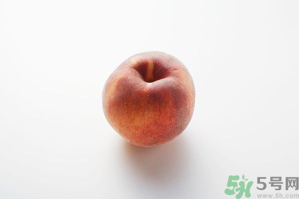 咳嗽能吃桃子嗎？咳嗽吃桃子好嗎？