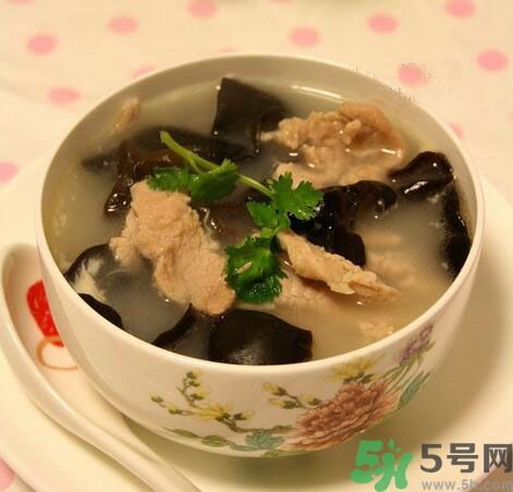 喝啤酒之后可以喝奶茶嗎？喝啤酒之后喝奶茶好嗎？