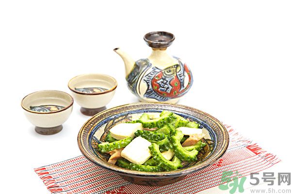 夏天吃苦瓜有什么好處？夏天吃苦瓜好嗎？
