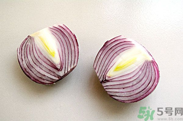 吃洋蔥上火嗎？吃洋蔥會(huì)上火嗎？