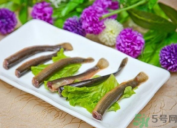 石斛和泥鰍能同吃嗎？石斛和泥鰍能一起吃嗎？