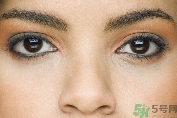 眉周紋是怎么形成的？眉周紋怎么去除？