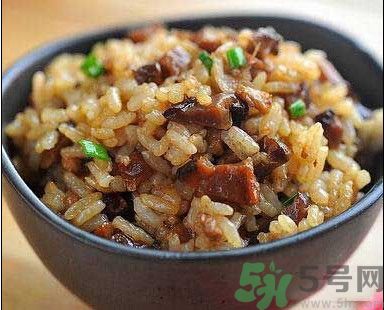 寶寶吃西紅柿炒米飯好嗎?寶寶能吃番茄蛋炒飯嗎？