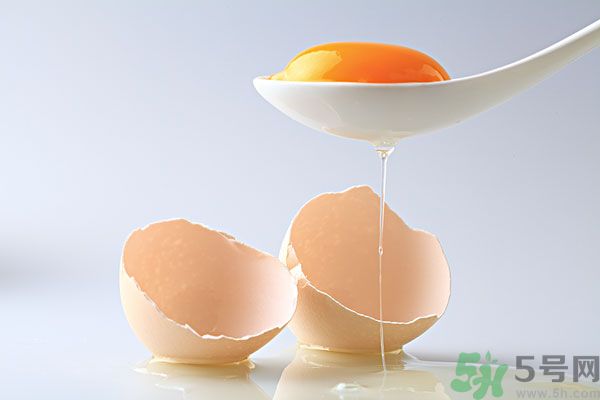 檸檬汁蛋清面粉做面膜能祛斑嗎？檸檬汁蛋清面粉能做面膜嗎？