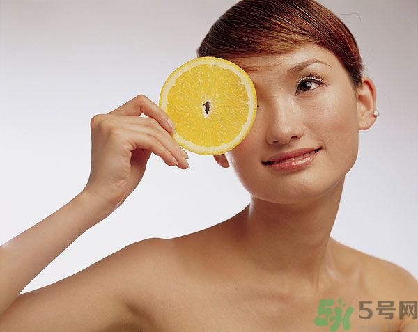 角質層薄皮膚干怎么辦？角質層薄皮膚怎么護理？