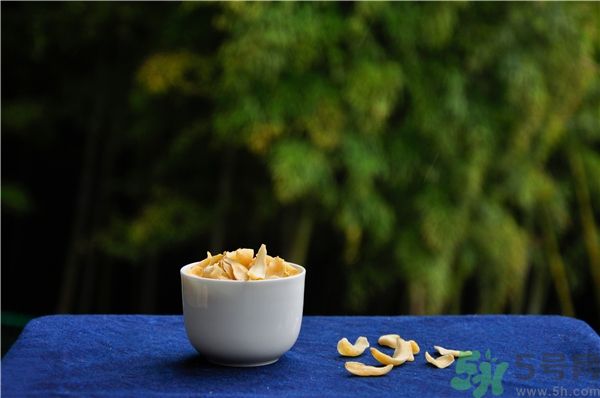 硫磺熏過的百合能吃嗎？如何辨別硫磺熏過的百合？