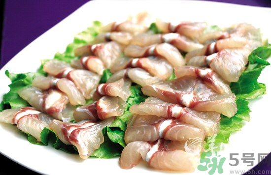 油燜干魚(yú)怎么做的？干魚(yú)怎么炒好吃？