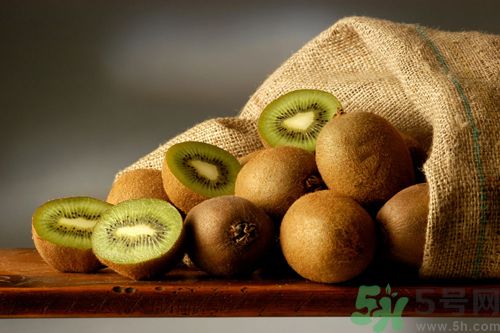 獼猴桃的功效是什么？獼猴桃有什么功效？