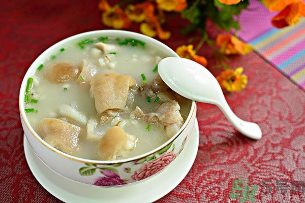 姬松茸燉豬蹄能放花生嗎？姬松茸燉豬蹄的做法？