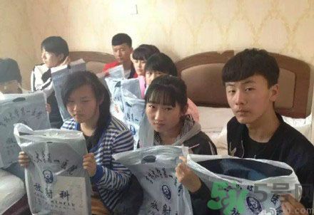 初中生全體甲醛中毒是怎么回事？初中生全體甲醛中毒是哪個學(xué)校？