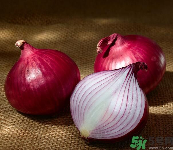 吃洋蔥會長痘嗎？長痘可以吃洋蔥嗎？