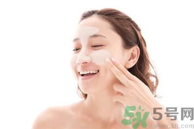 皮膚不好的妹子怎么護理？皮膚不好的妹子怎么辦？