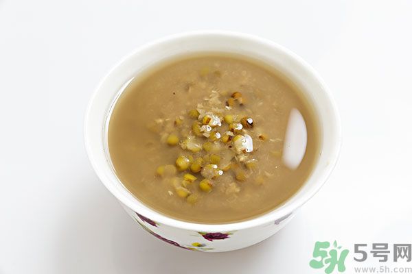 綠豆煮出來為什么是紅色的？怎么煮綠豆湯不發(fā)紅？