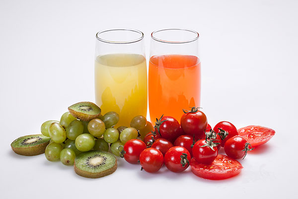 蔬菜汁可以使皮膚變白嗎？蔬菜汁加熱能當(dāng)護(hù)膚水用嗎？