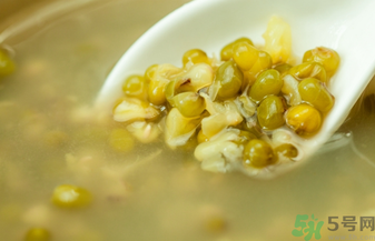 皮膚過敏能吃綠豆嗎？皮膚過敏能不能喝綠豆湯？