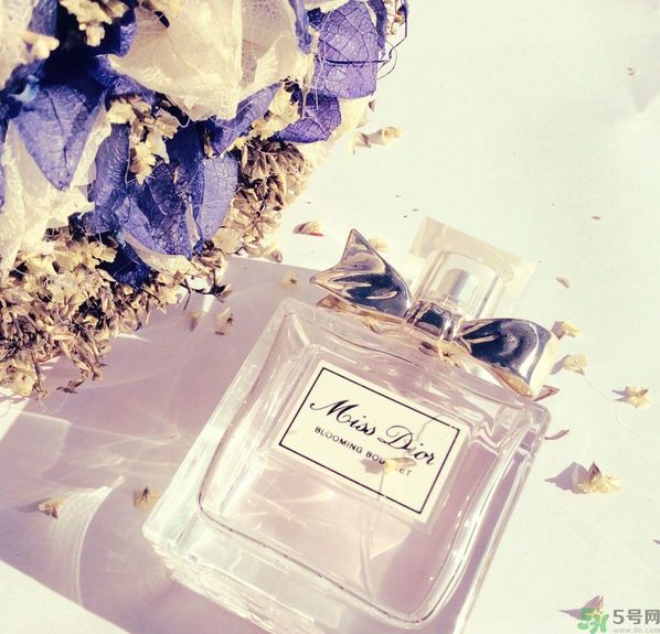 迪奧真我淡香氛適合什么年齡用？迪奧真我淡香氛是什么味道？