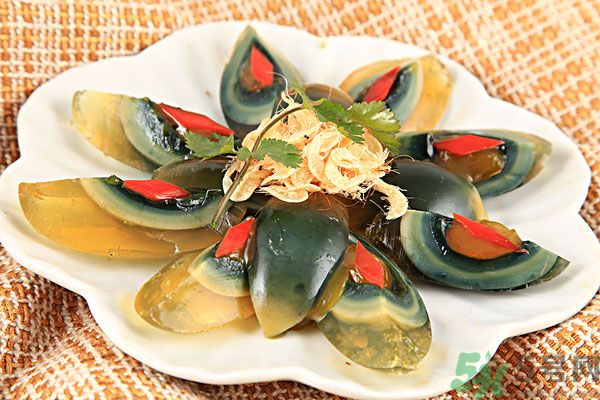 吃皮蛋可以降火嗎？吃皮蛋真的能降火嗎？