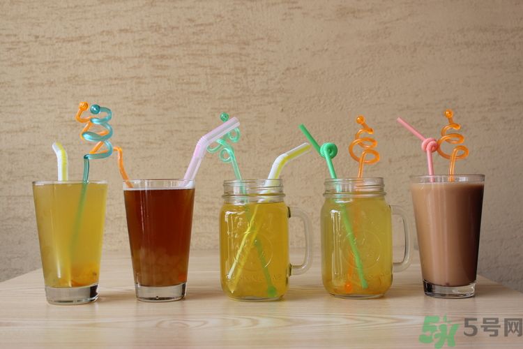 冰芬達(dá)喝酸奶一起喝嗎？冰芬達(dá)喝酸奶一起喝會怎么樣？